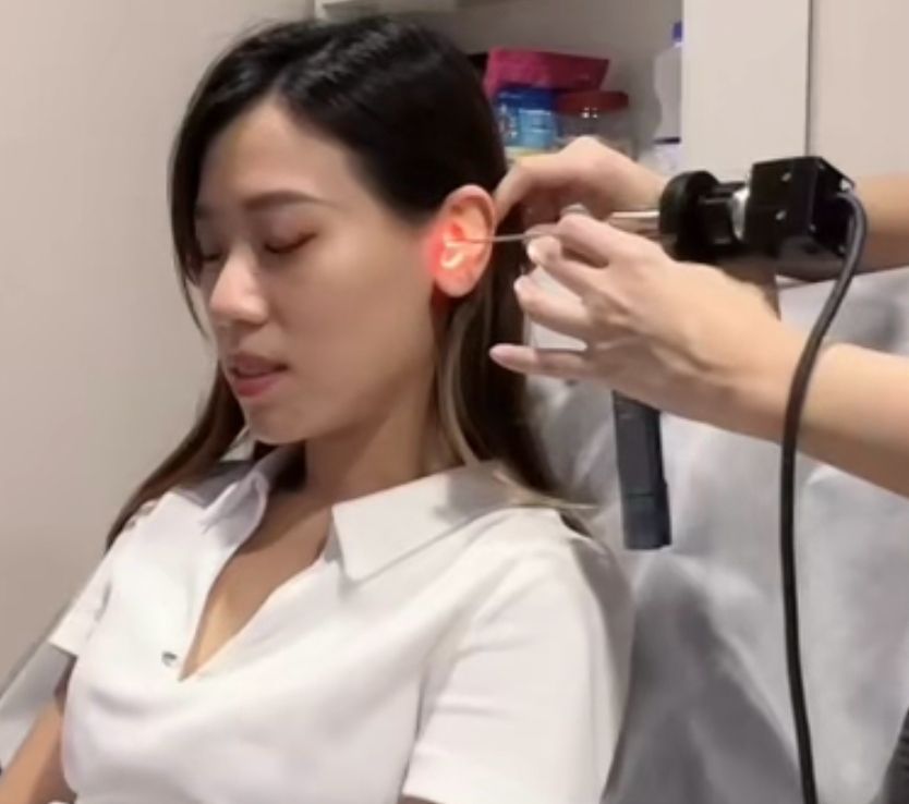 HD ear cleaning with visible inspection